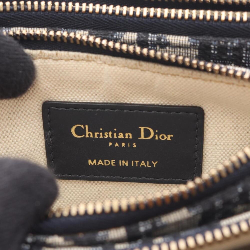 CHRISTIAN DIOR Cream Leather Shoulder Bag - Picture 4 of 12